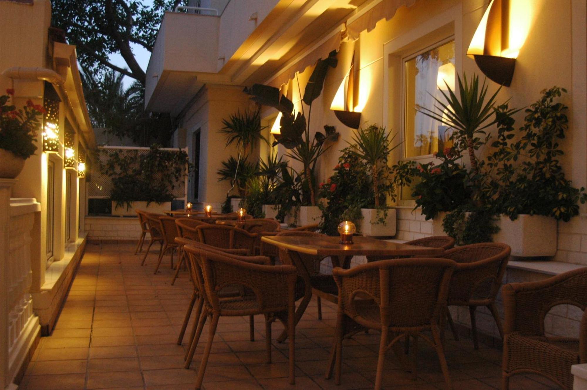 Hotel Masa International Torrevieja Exterior photo